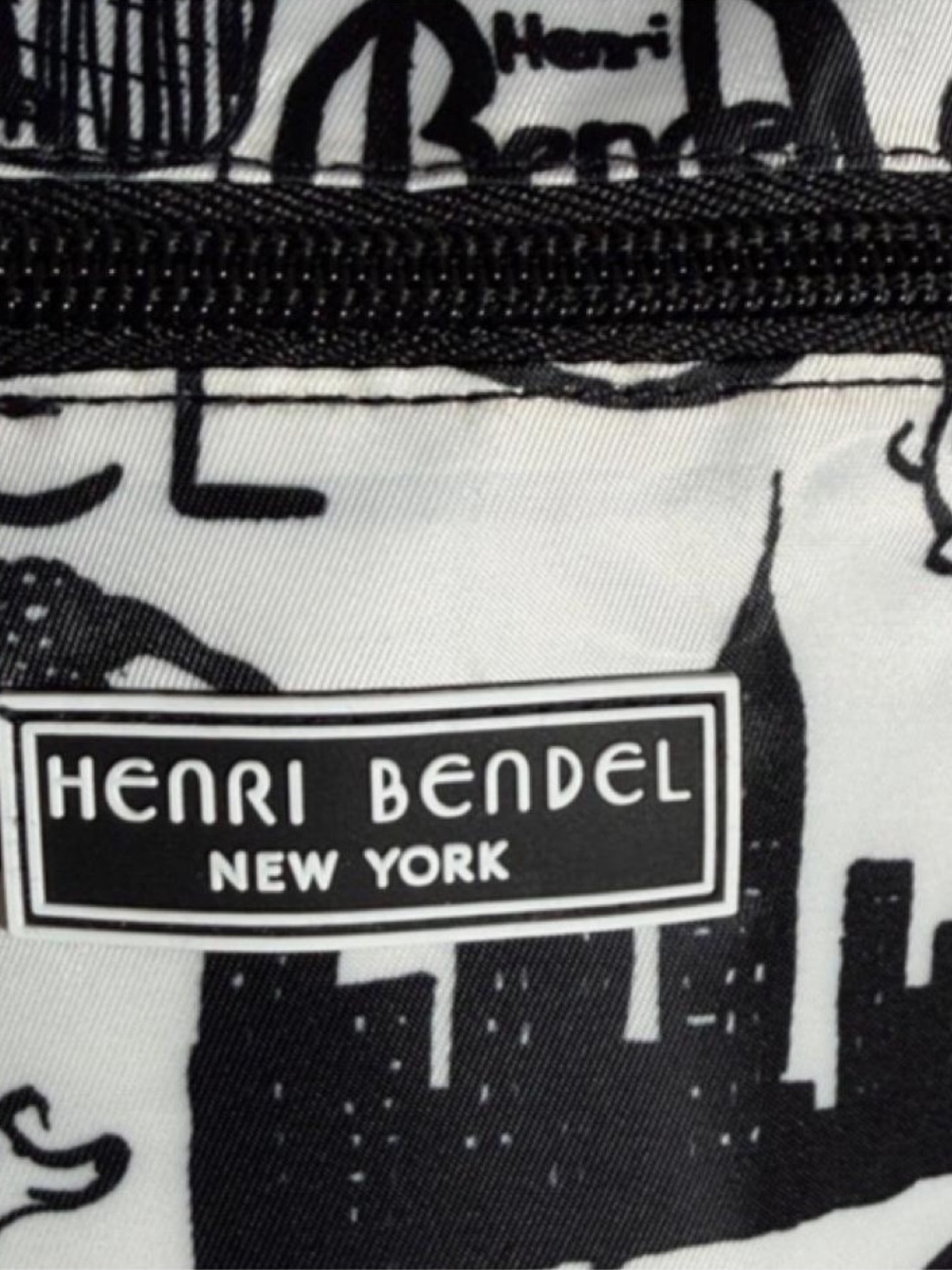 henri bendel Black & White Graphic Canvas Backpack NYC Jettsetter - Picture 2 of 5